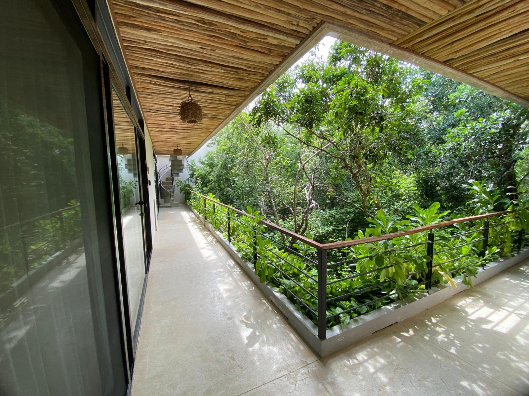 Hotel Ph8 Lux Eden In