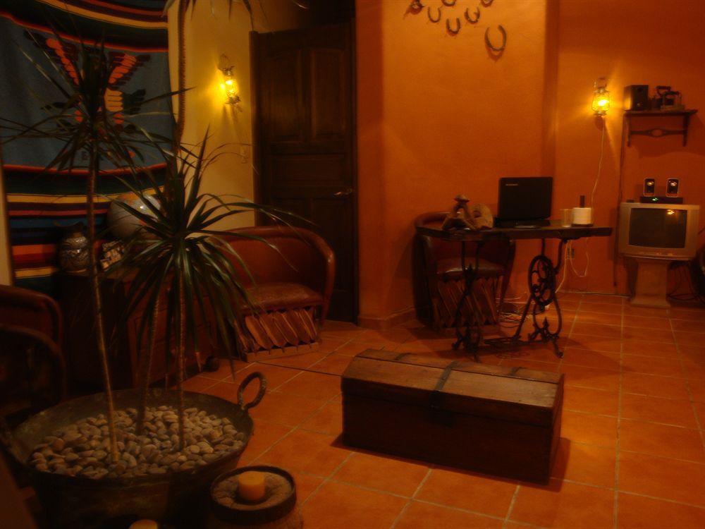 Hotel Lo Nuestro Petit 3*