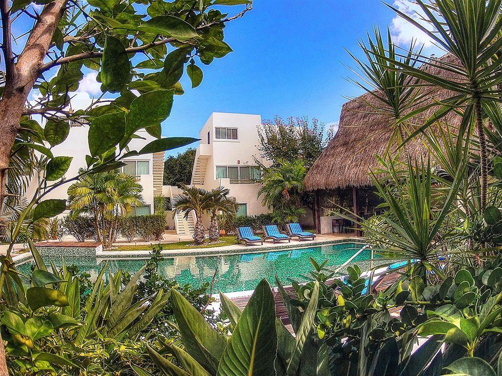 H2o Hotel 3*