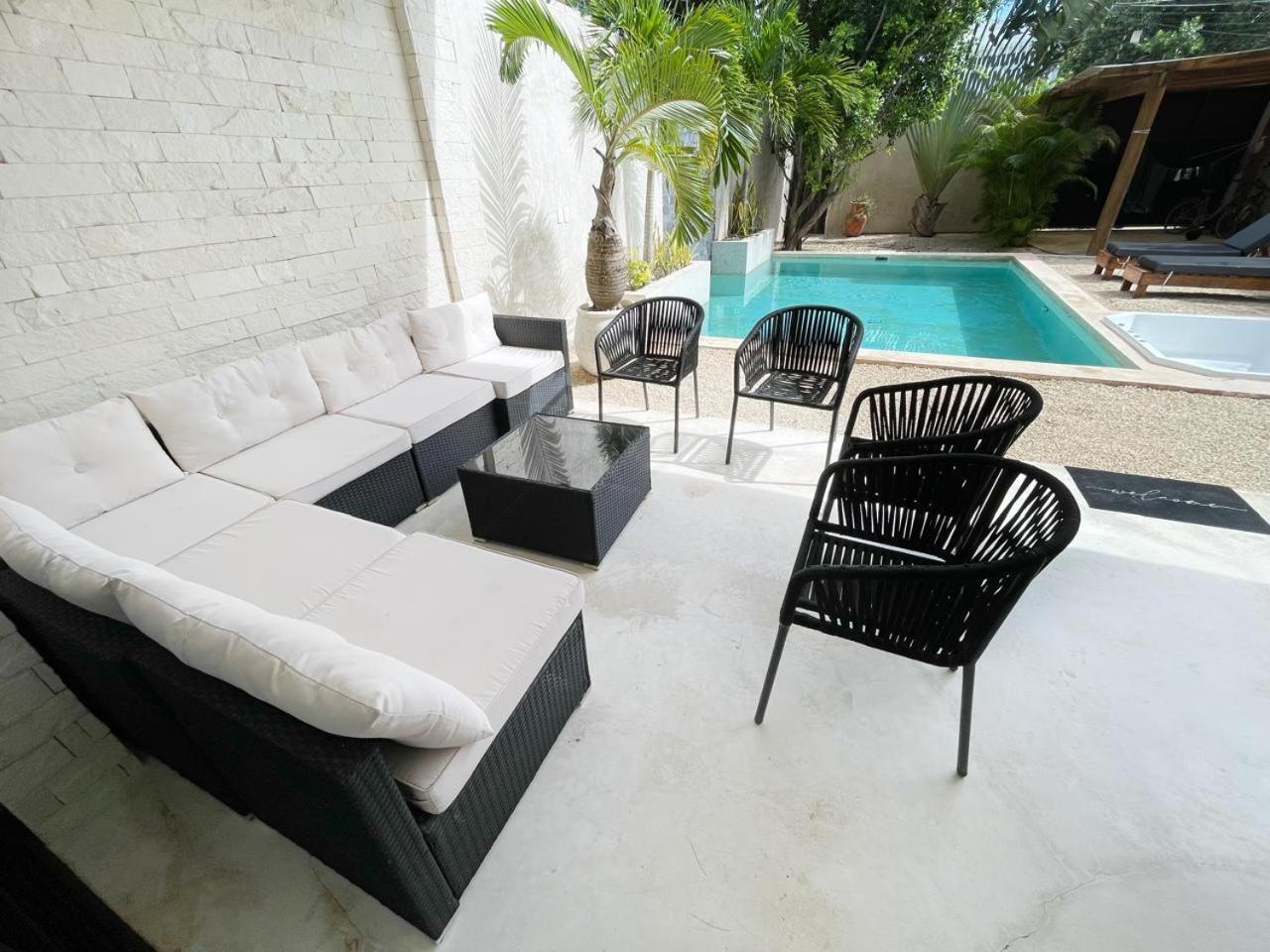 Luxury House Tomanoa - 10pers - 4rooms - Pool - Hotjacuzzi - Speed Wifi -waterfall Villa