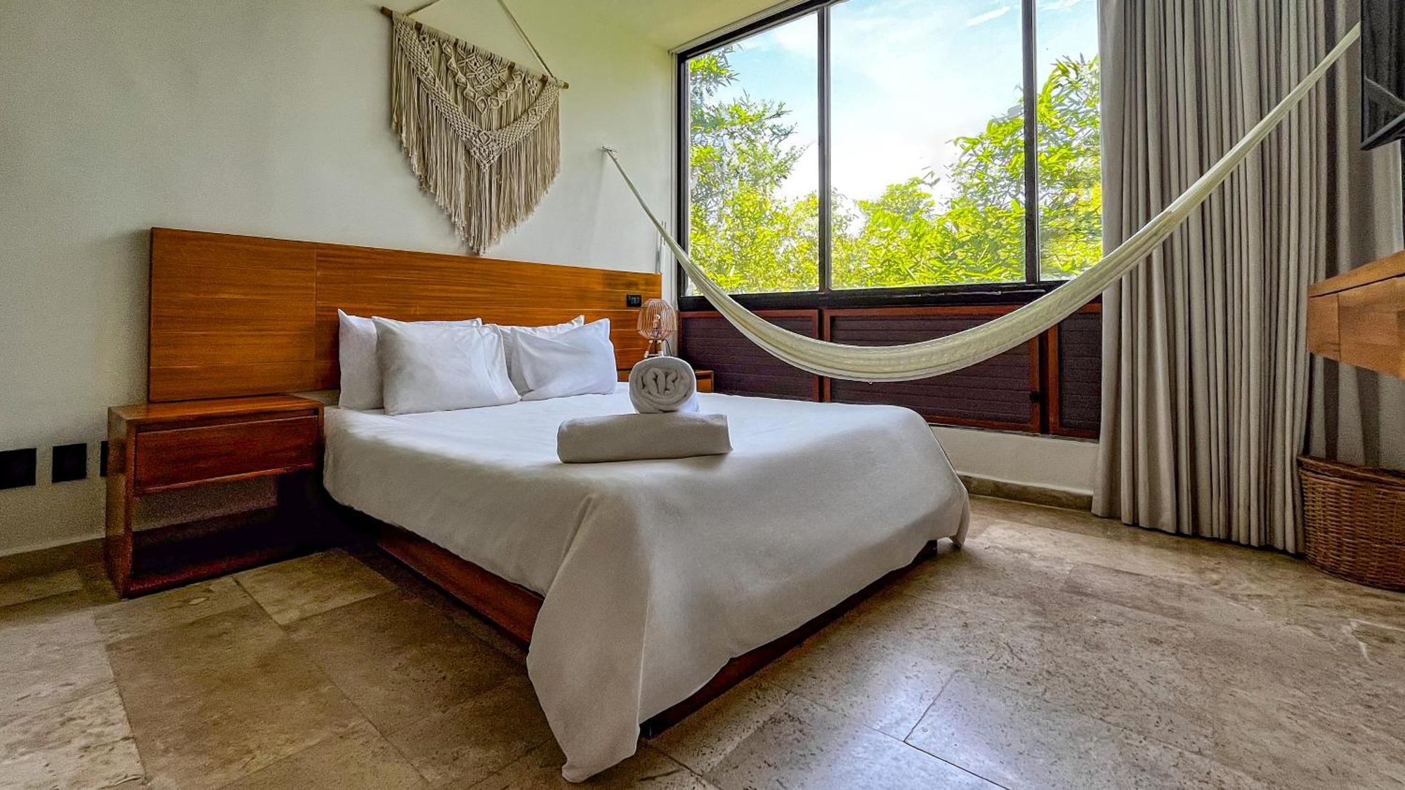 Amaka Calma Tulum