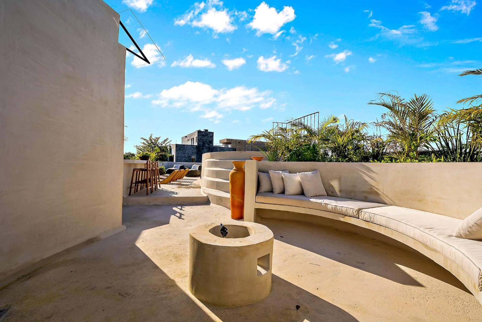 Villa Majestic Jungle With 2 Pools & Rooftop Bbq