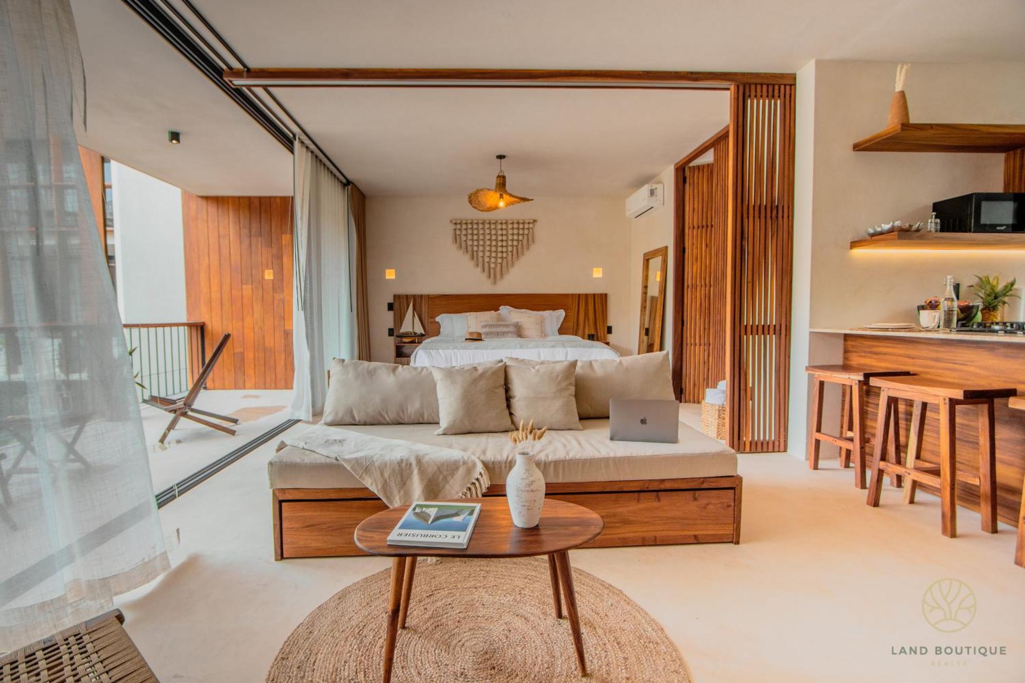 Muunek By Land Boutique 4*