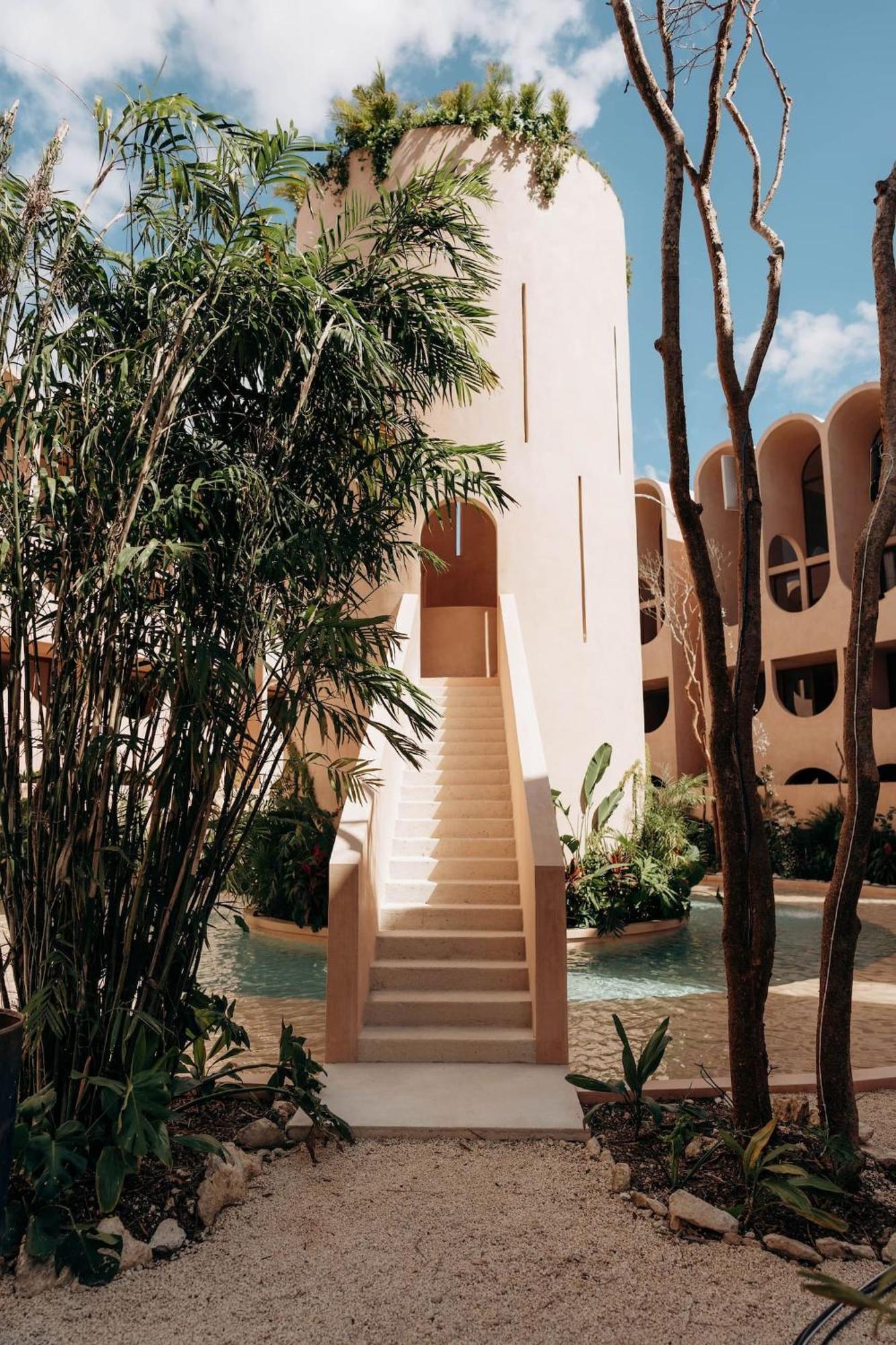Babel Aparthotel *