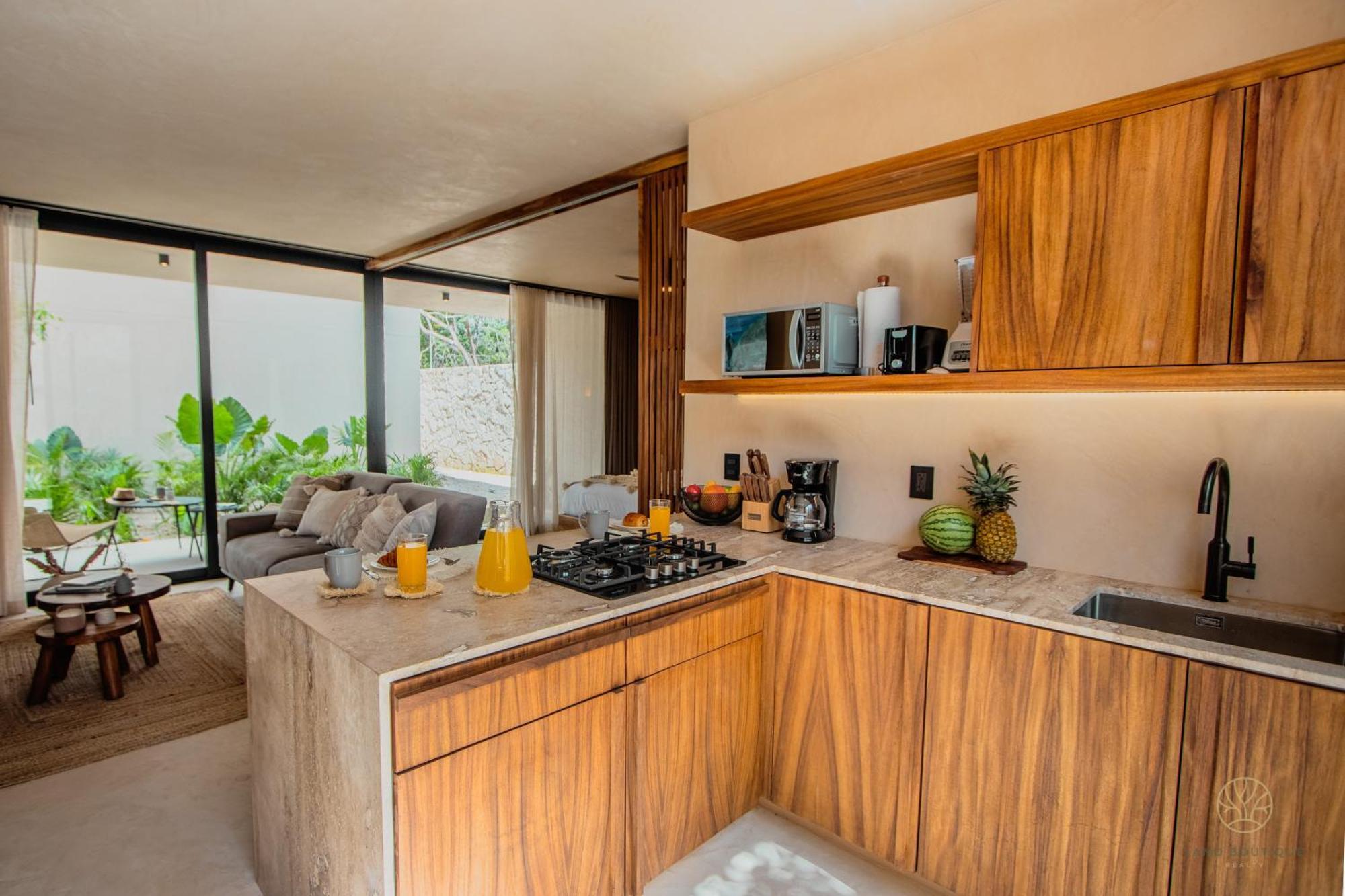 Muunek By Land Boutique 4*