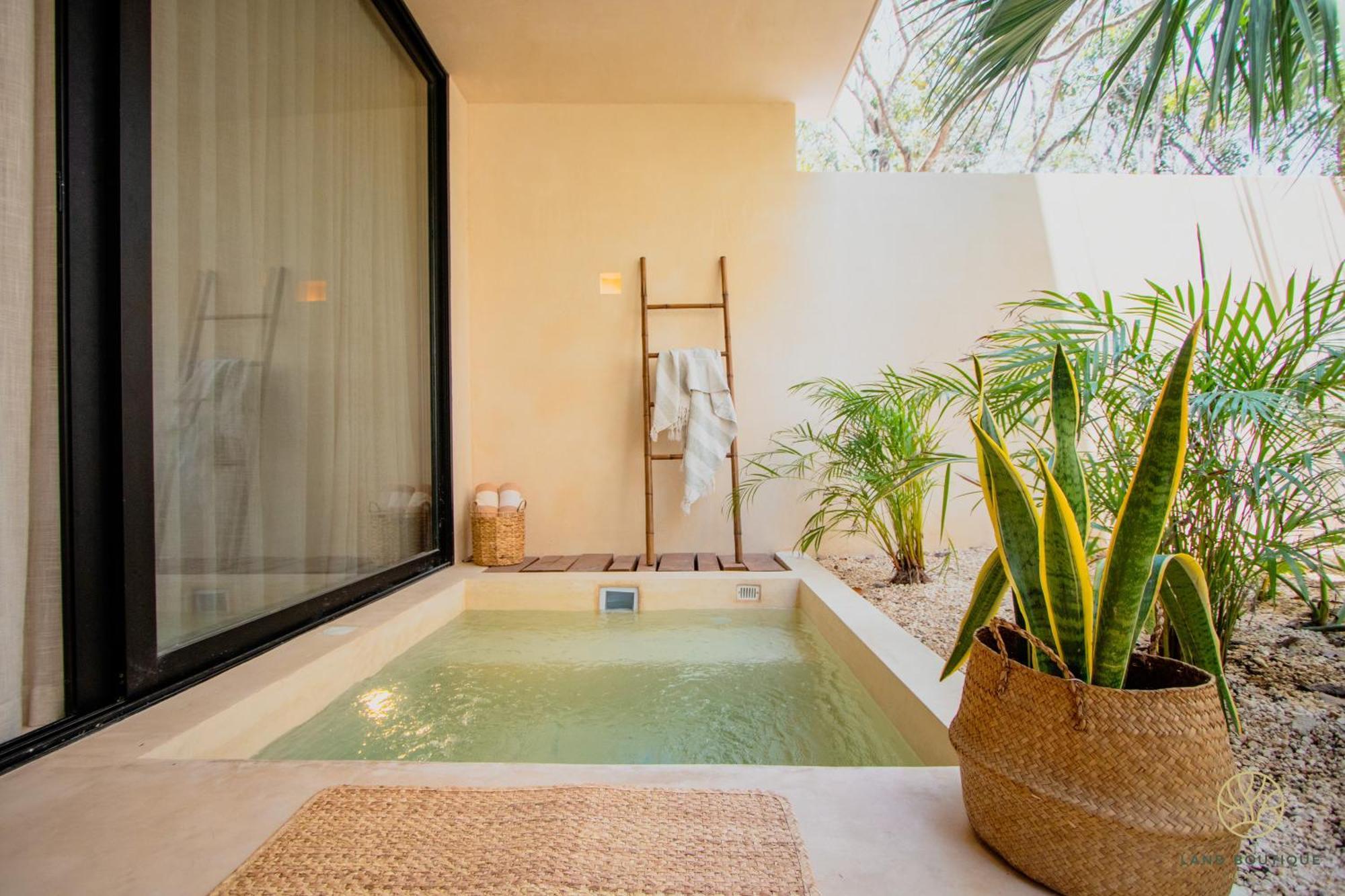 Muunek By Land Boutique Aparthotel