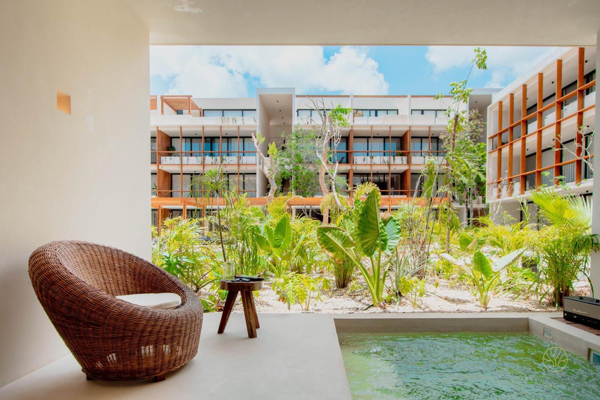 Muunek By Land Boutique Aparthotel