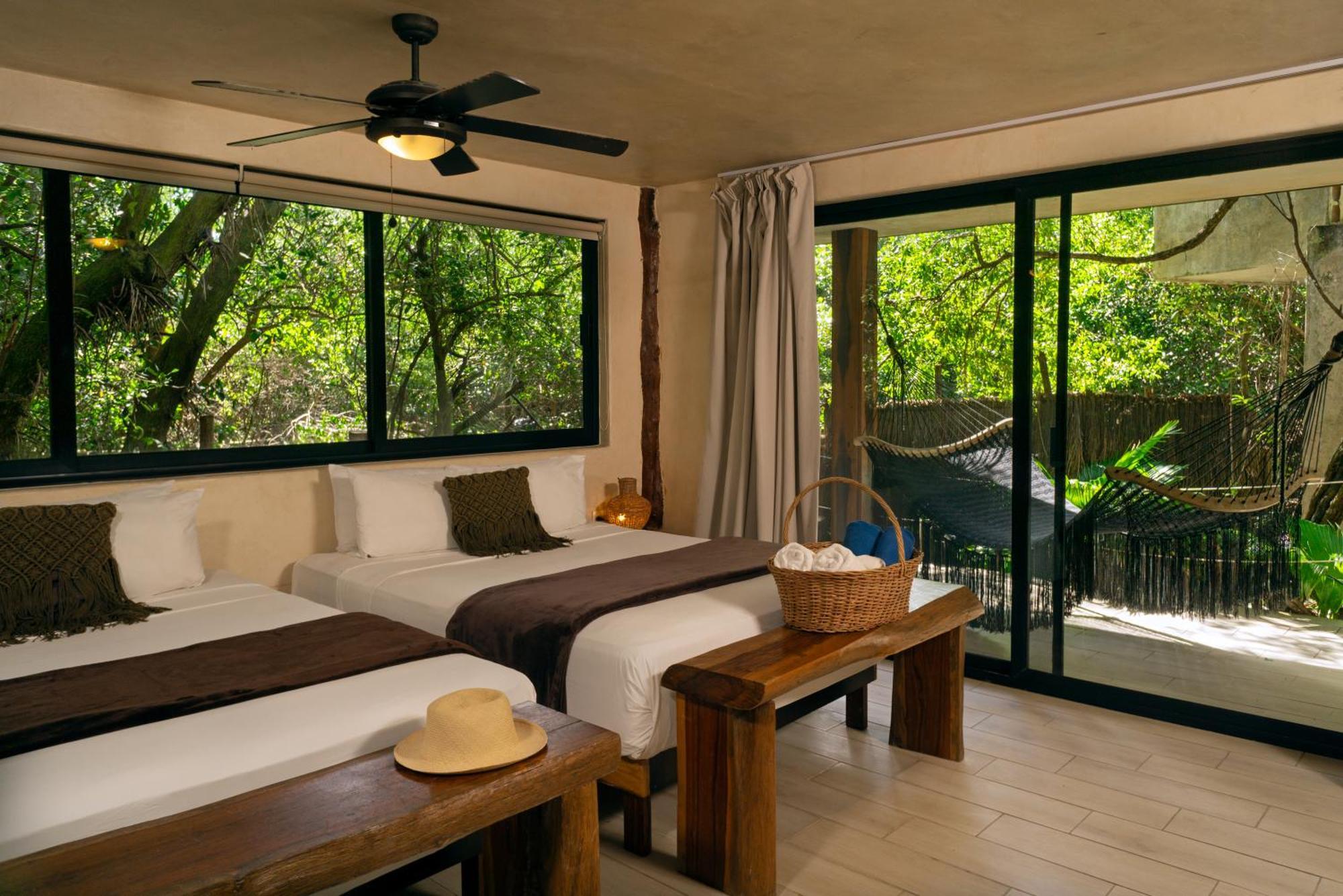 Hotel Sunset House