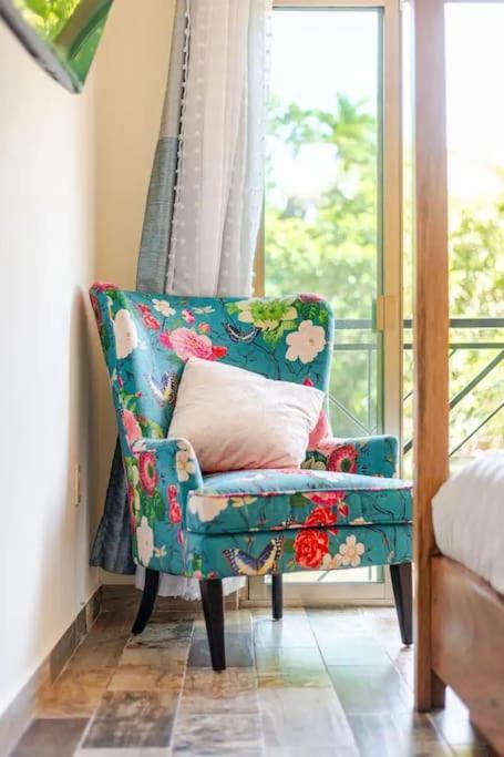 Unwind At Magdalena, Private With 3 Bedrooms, Rooftop Pool And Fast Wi-fi For Digital Nomads