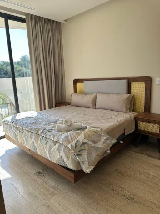 Luxury 2 Bdr - La Veleta Apartment *