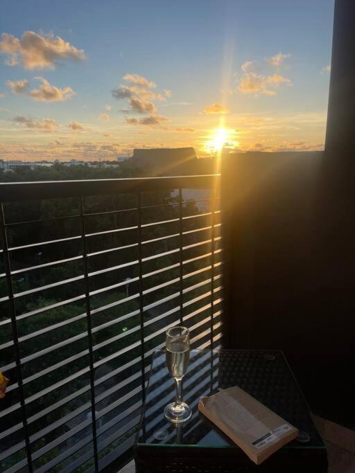 Penthouse Cerca De La Playa Apartment