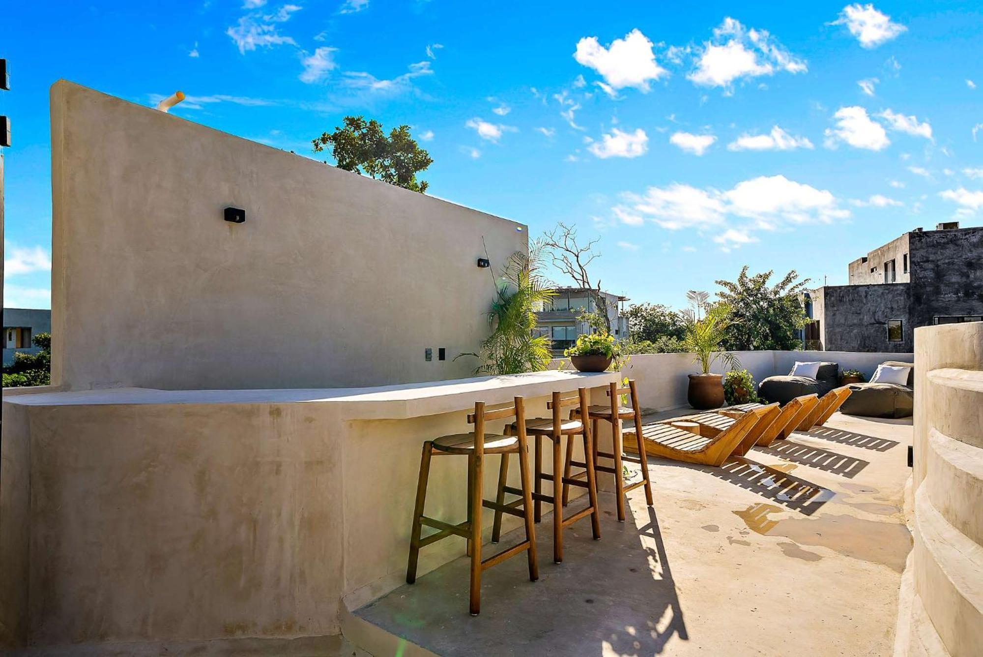 Villa Majestic Jungle With 2 Pools & Rooftop Bbq *