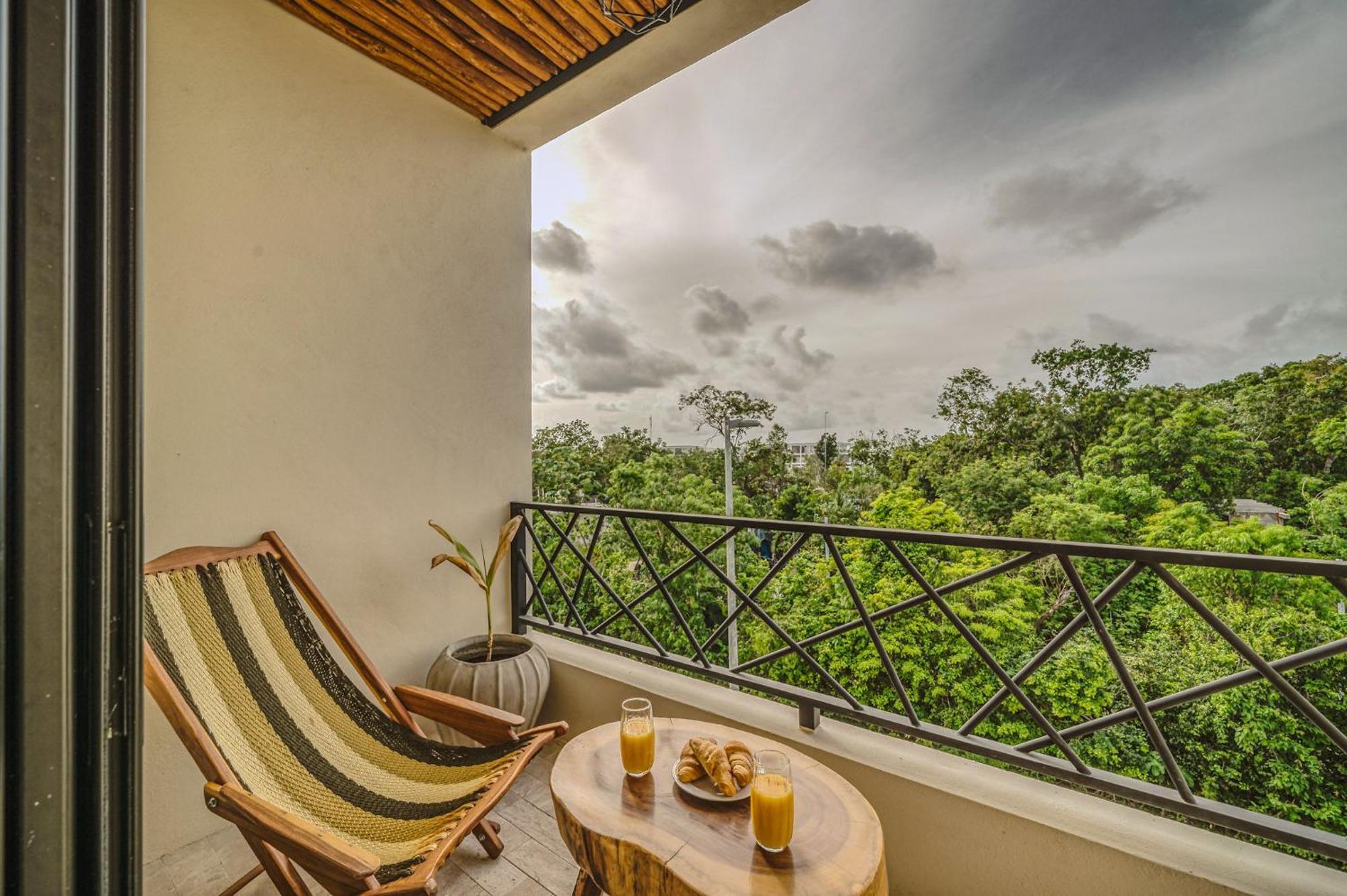 Deluxe 6br Double Penthouse With 2 Private Roof Pools Apartment *