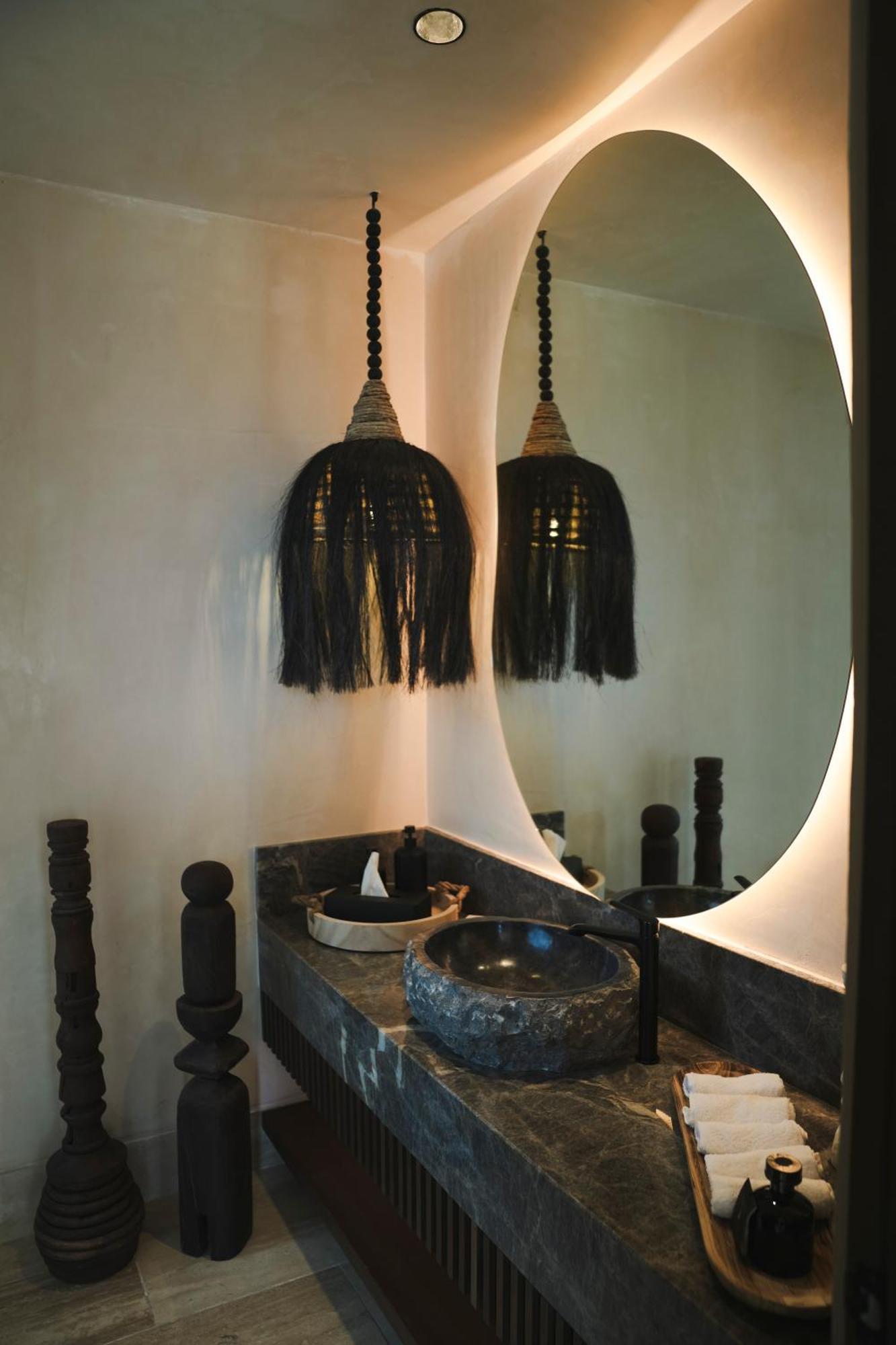 Hotel Trobbu Boutique Collection