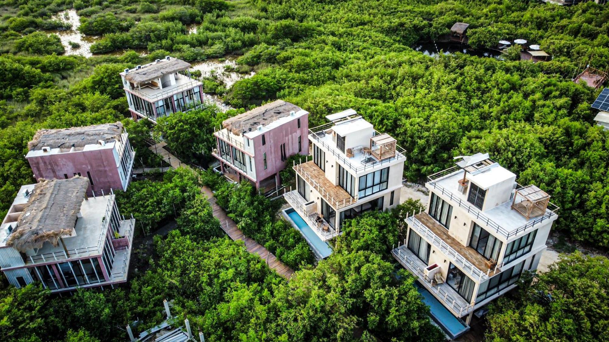 Caiman Habitat 5* Tulum