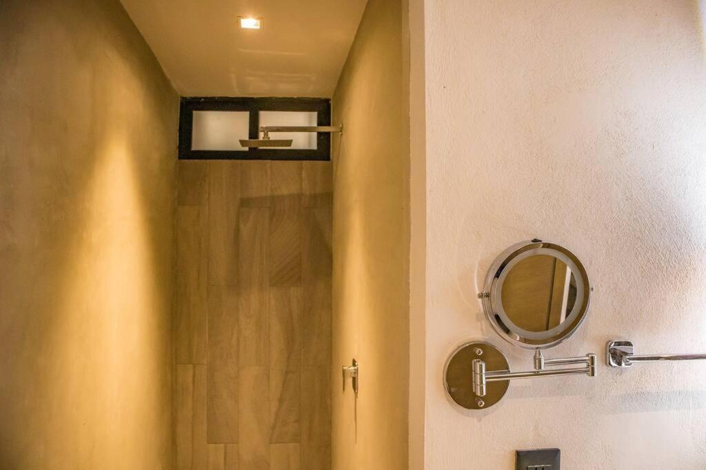 1 Bedroom In Downtown Walking Distance From Bars Apartment Tulum