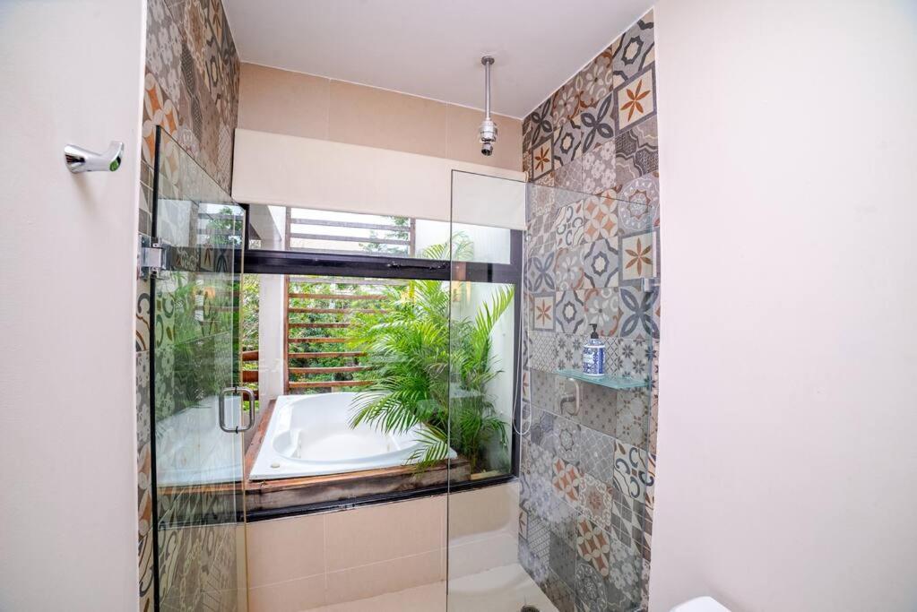 Luxury House With Rooftop And Jacuzzi Tulum