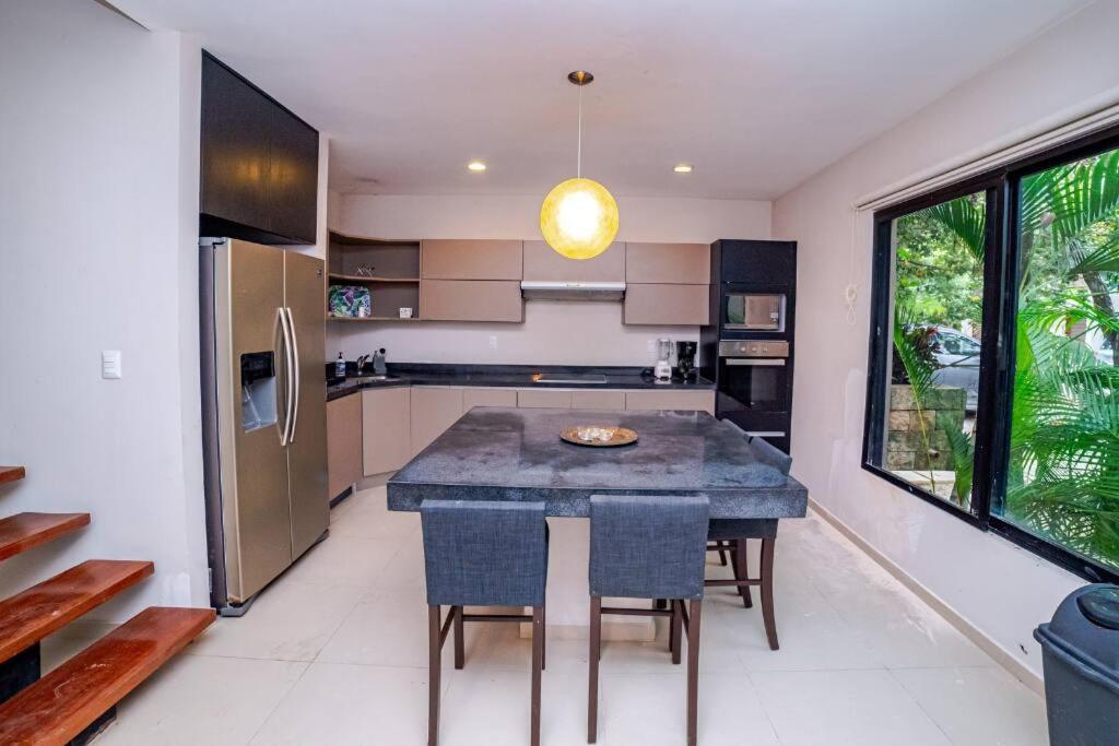 Luxury House With Rooftop And Jacuzzi Holiday home