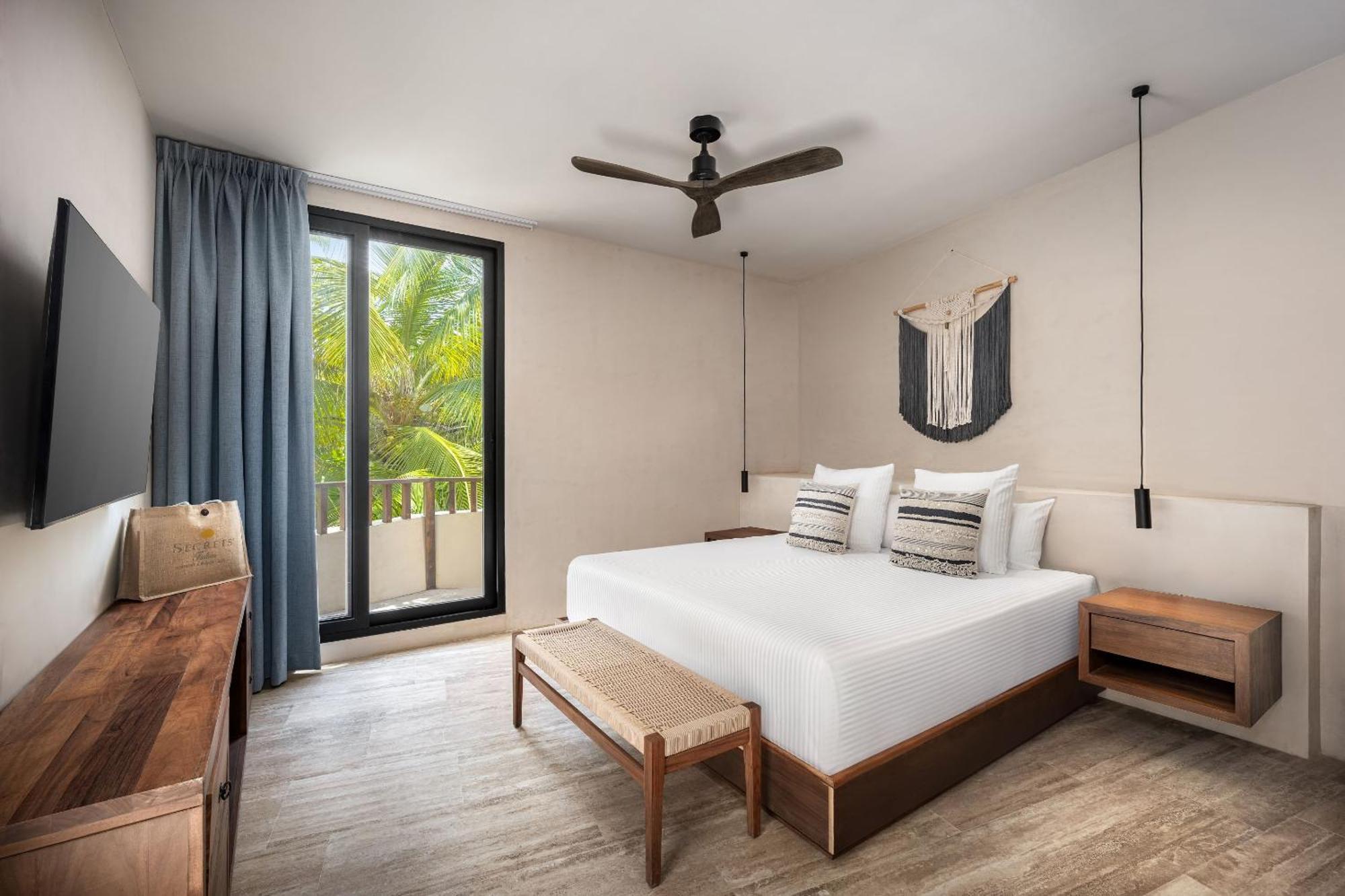 Secrets & Club (adults Only) Resort