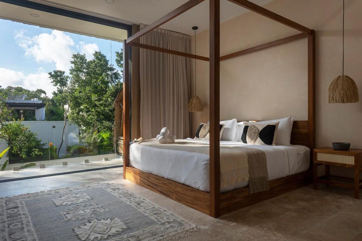 Villa 5br Trendy With Concierge In Aldea Zama