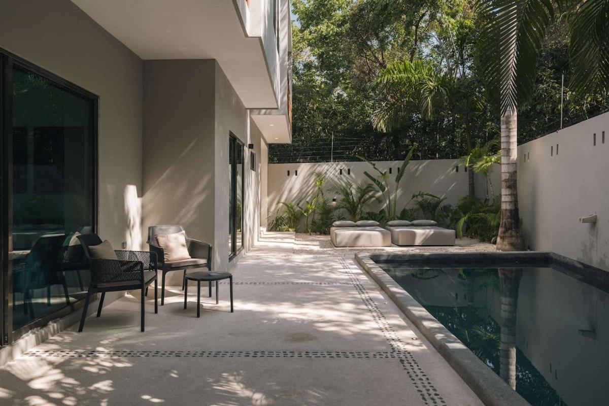 Casa de férias Stunnig 6Br Villa, Minimalist Design, Aldea Zama Tulum