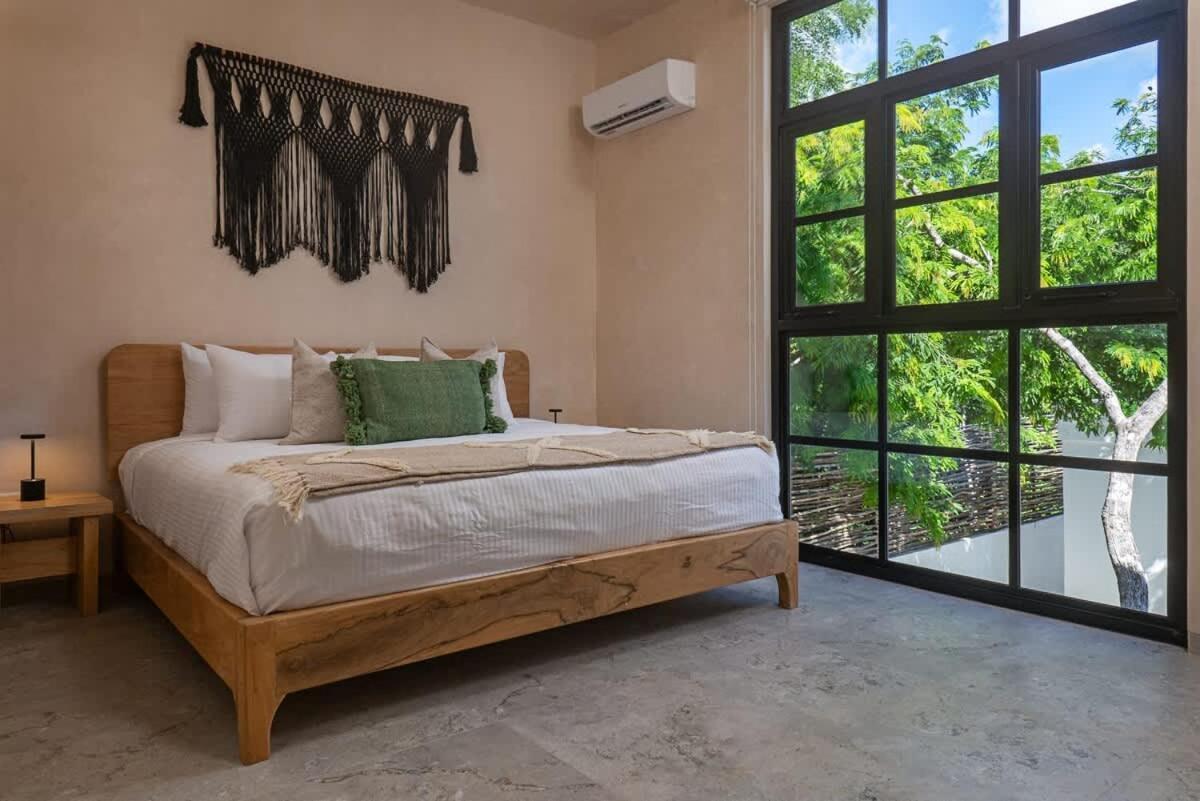 5br Trendy Villa, Perfect For Bachelorette Getaway Holiday home *