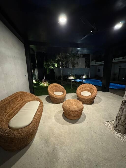 Jungle Penthouse W Private Rooftop, Ac And Wifi