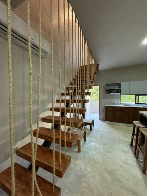 Jungle Penthouse W Private Rooftop, Ac And Wifi