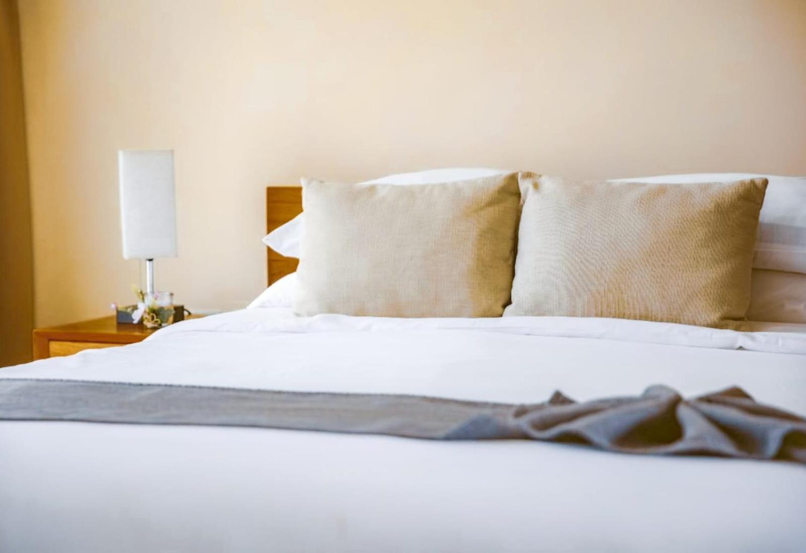 Bnb Travel Experience Waves 4*