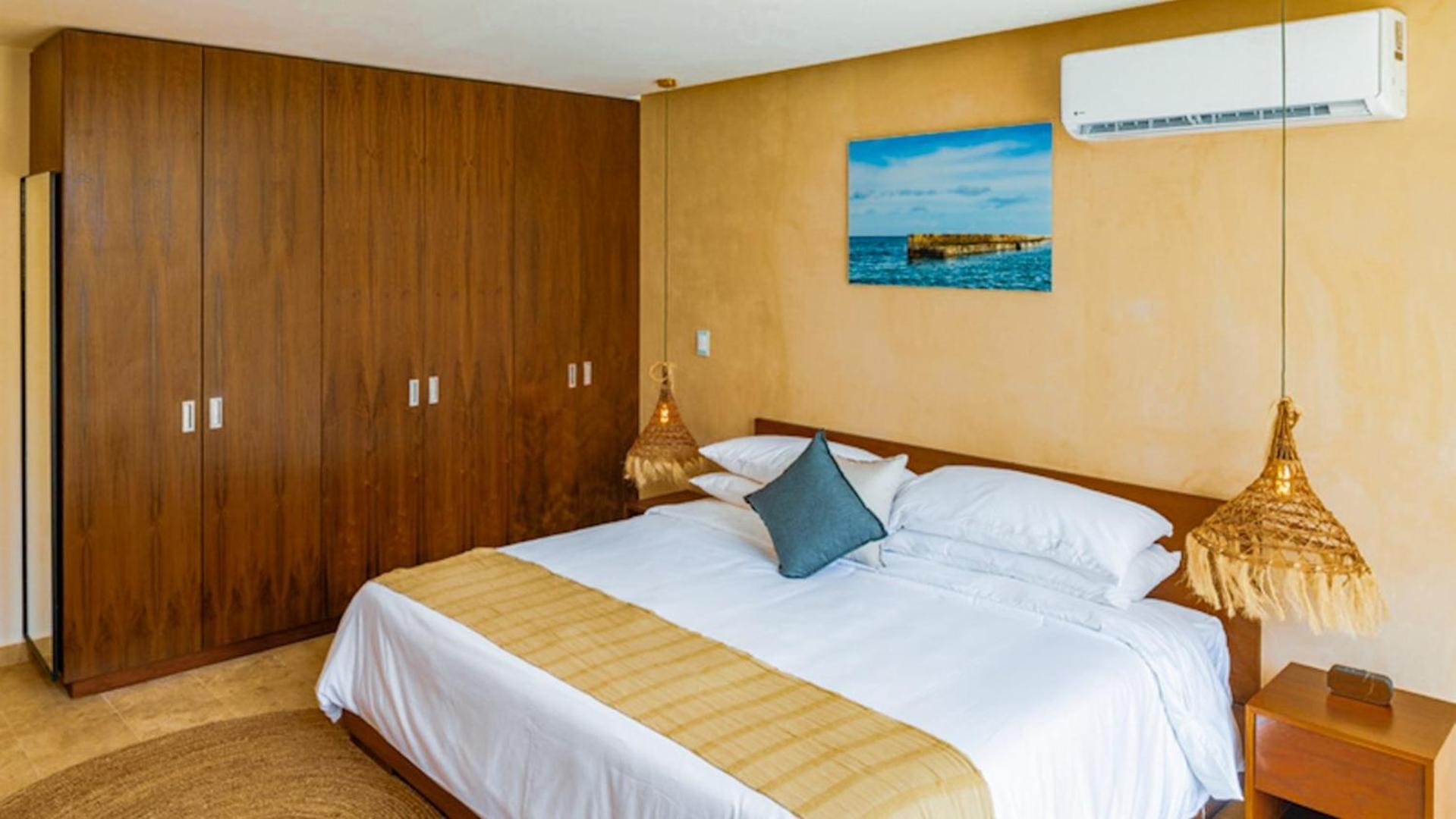 Hotel Bnb Travel Experience Waves