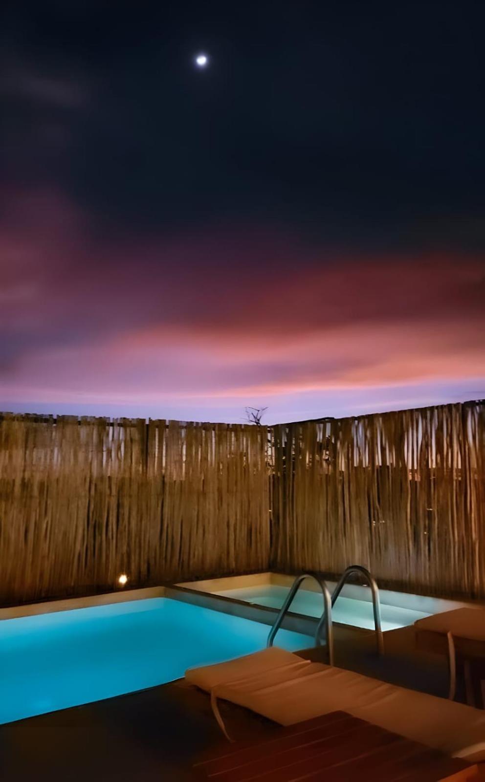 Hotel Bnb Travel Experience Waves