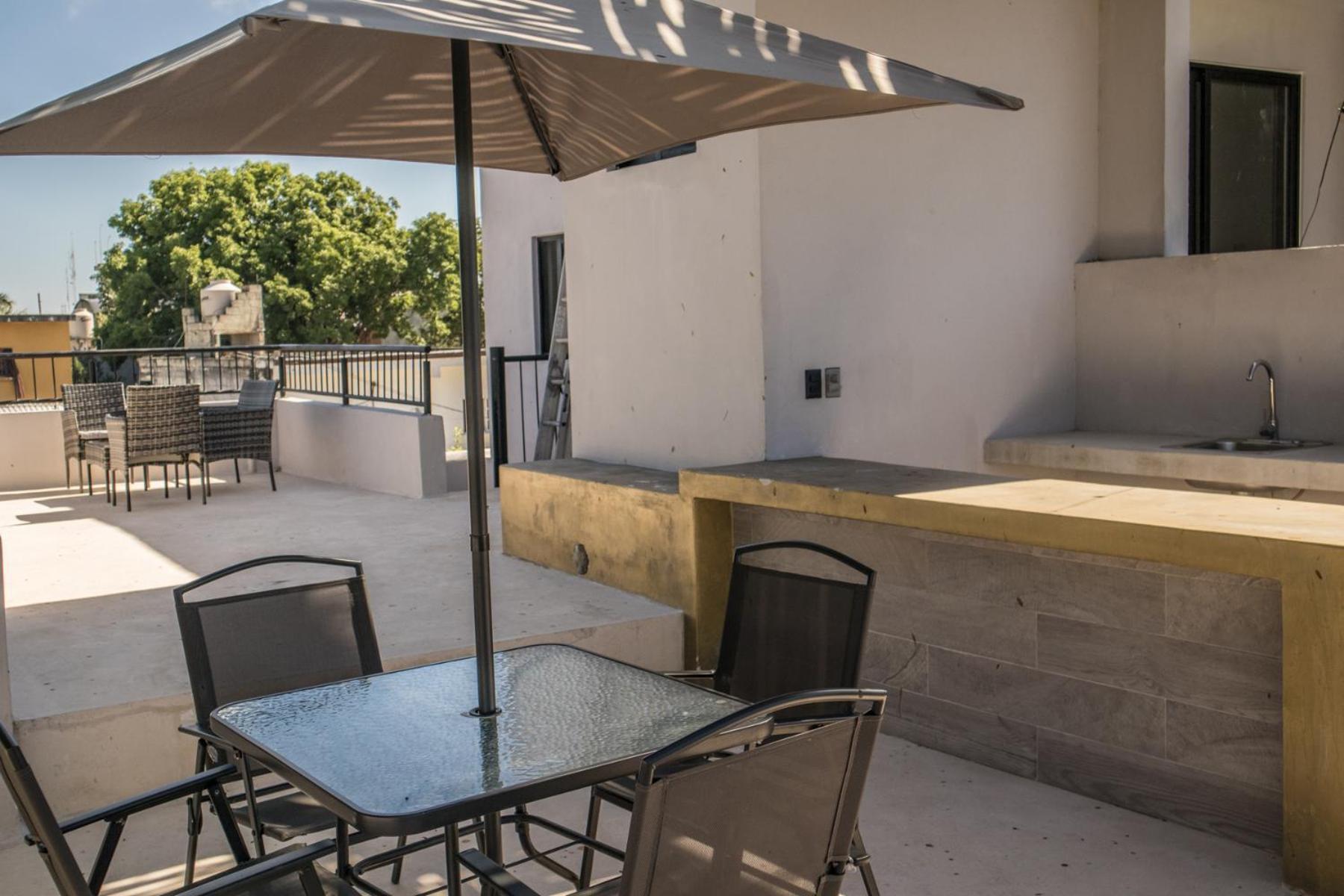 1 Bedroom In Downtown Walking Distance From Bars *
