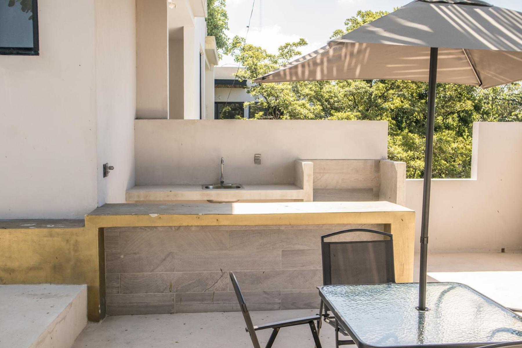 Apartment 1 Bedroom In Downtown Walking Distance From Bars