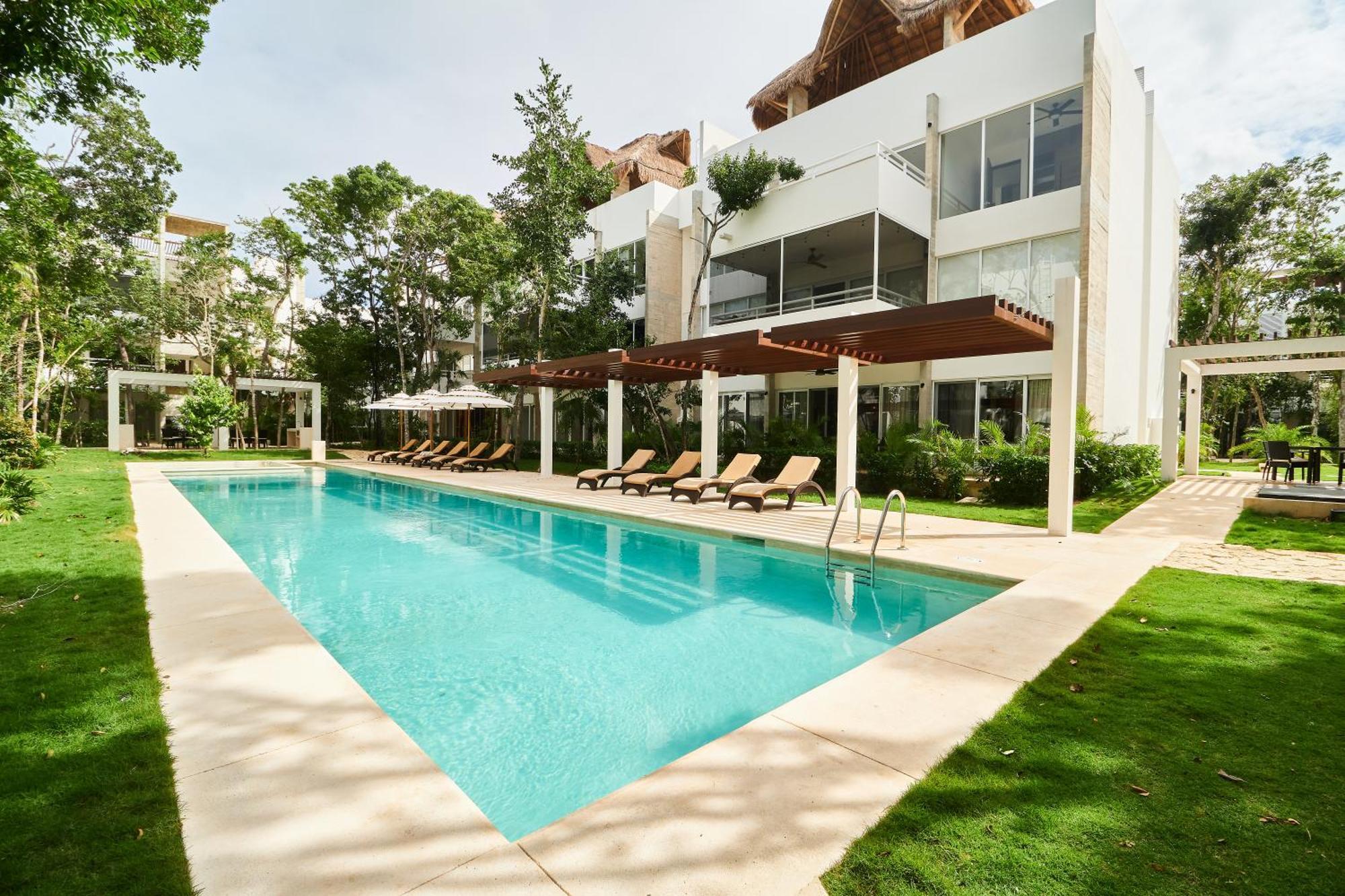 2br 2ba With 2 Pools, Gym, Yoga Deck And Bbq Grill Apartamento