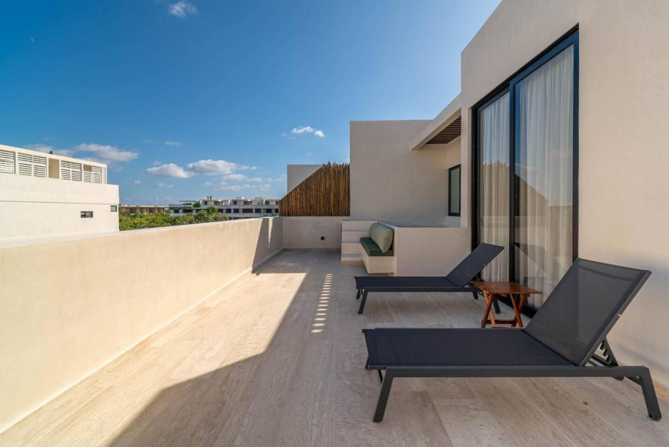 Luxury 3br Penthouse With Private Plunge Pool *