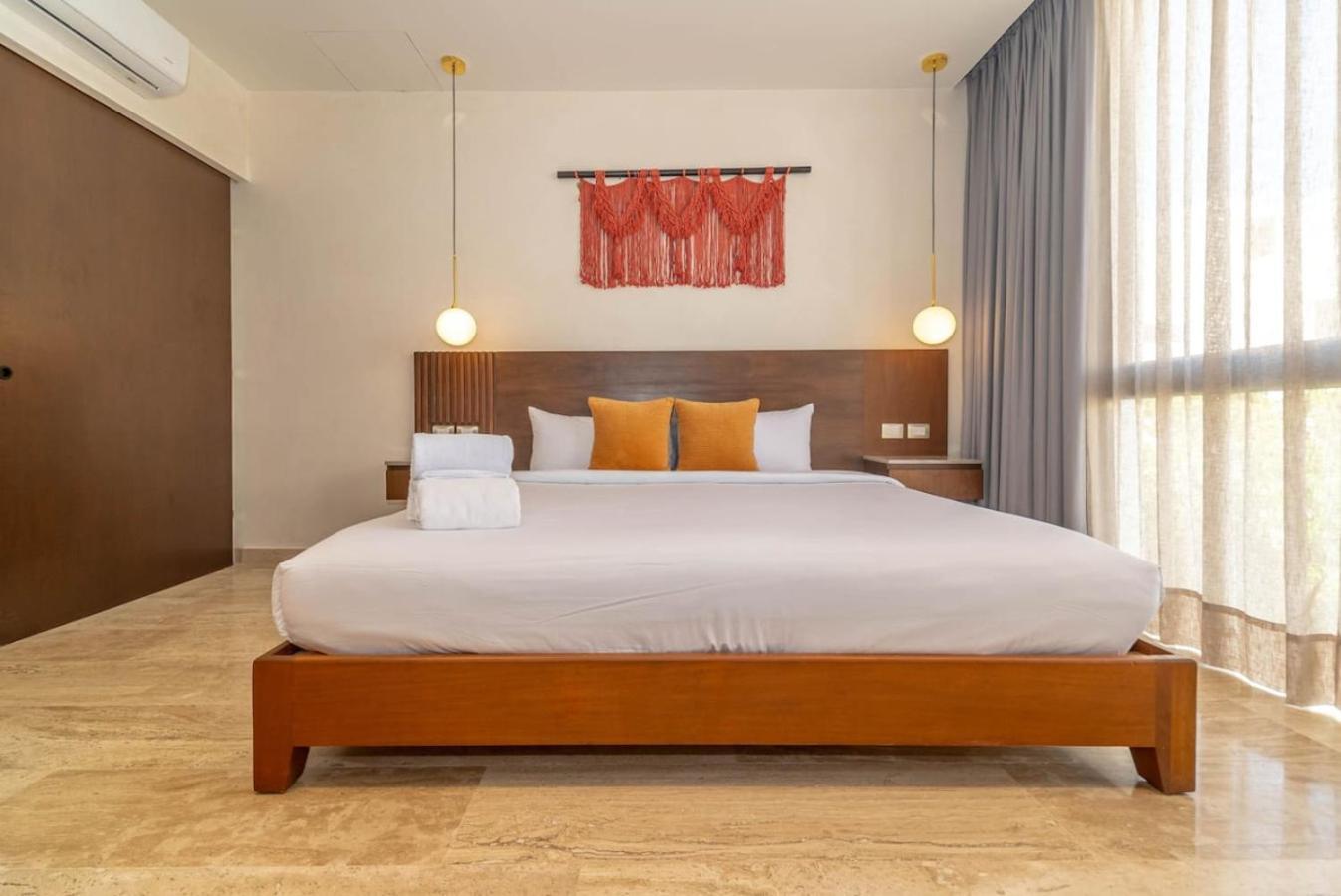 Luxury 3br Penthouse With Private Plunge Pool