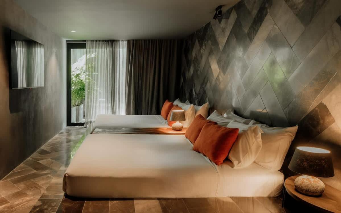 Barneys Ny Orange With Pool * Tulum
