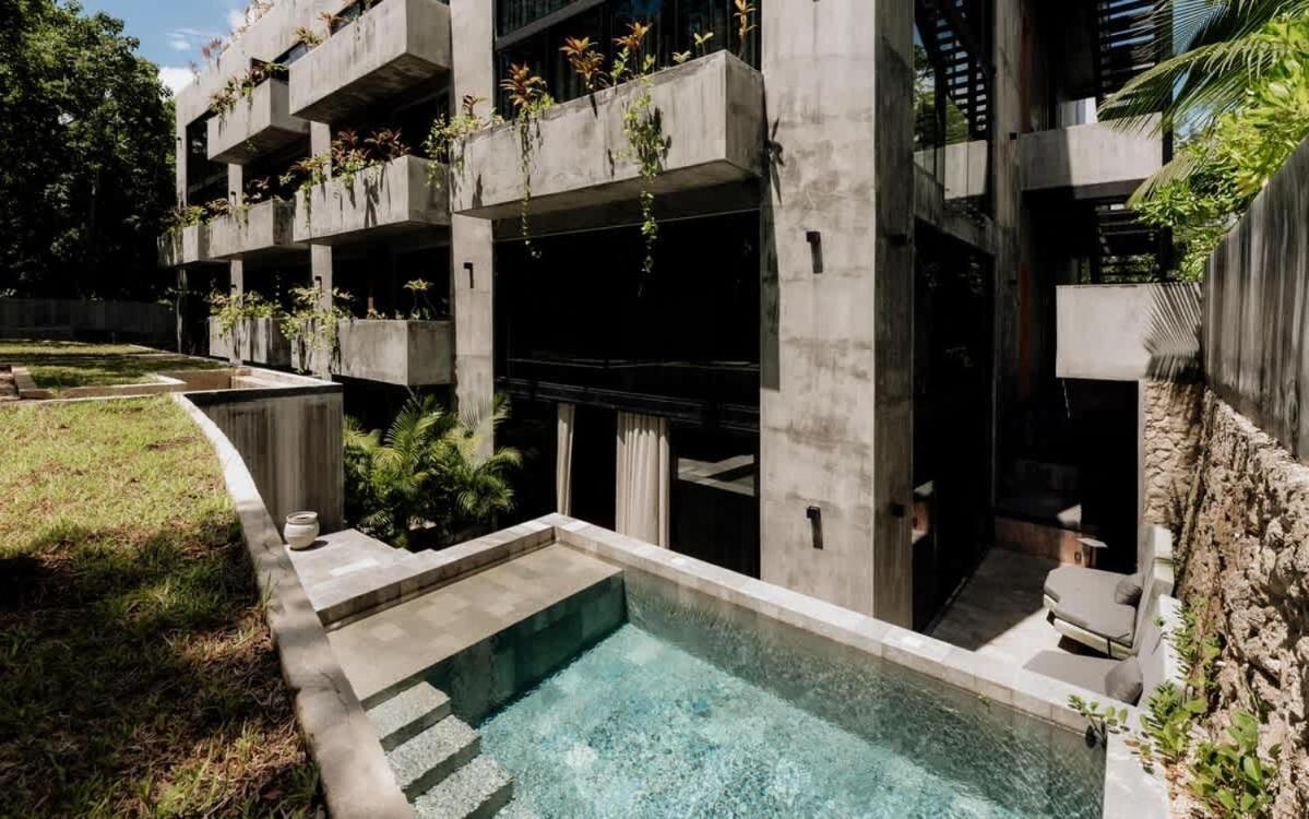Barneys Ny Orange With Pool * Tulum
