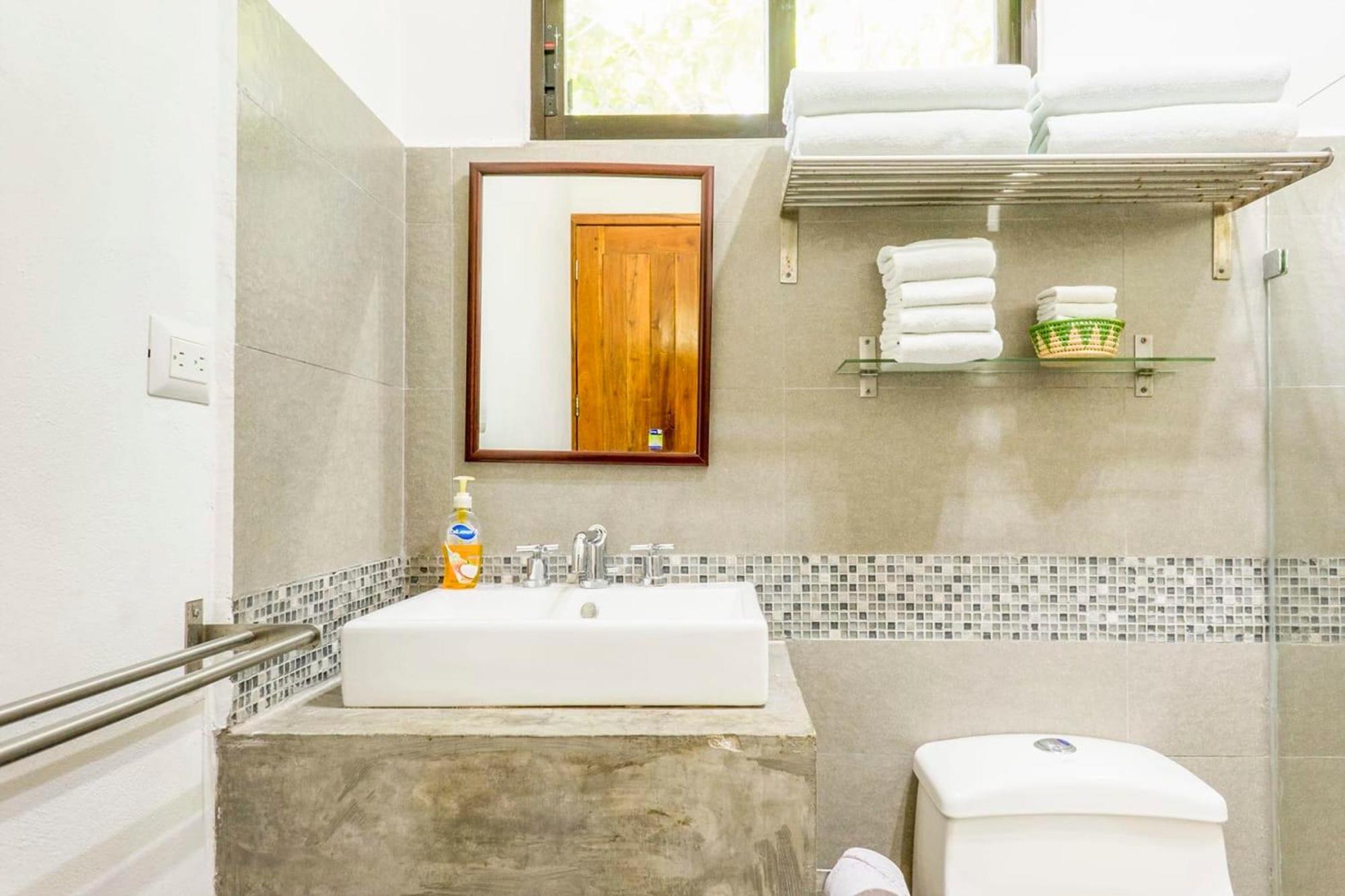 In The Heart Of - Location In Town Apartment