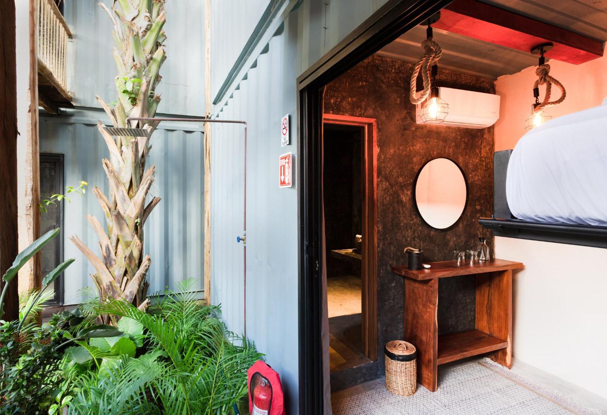 Meteora & Coffeehouse