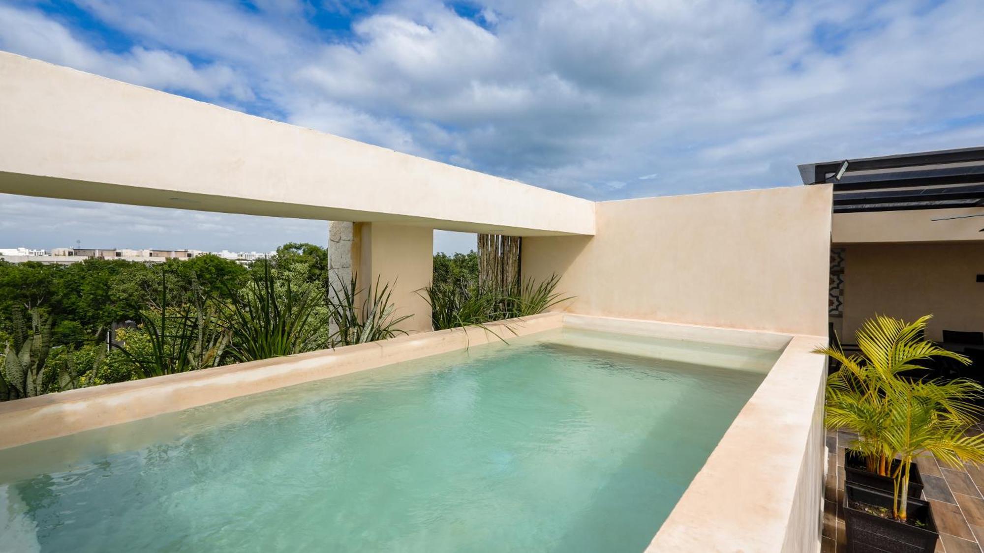 Apartment Sunset Serenity - Amply Private Terrace & Pool & Gym & Club Access