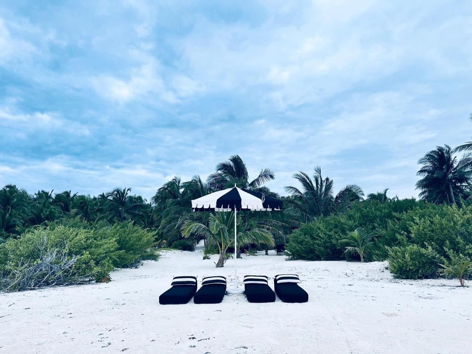 Casa Tolok In Beachfront *