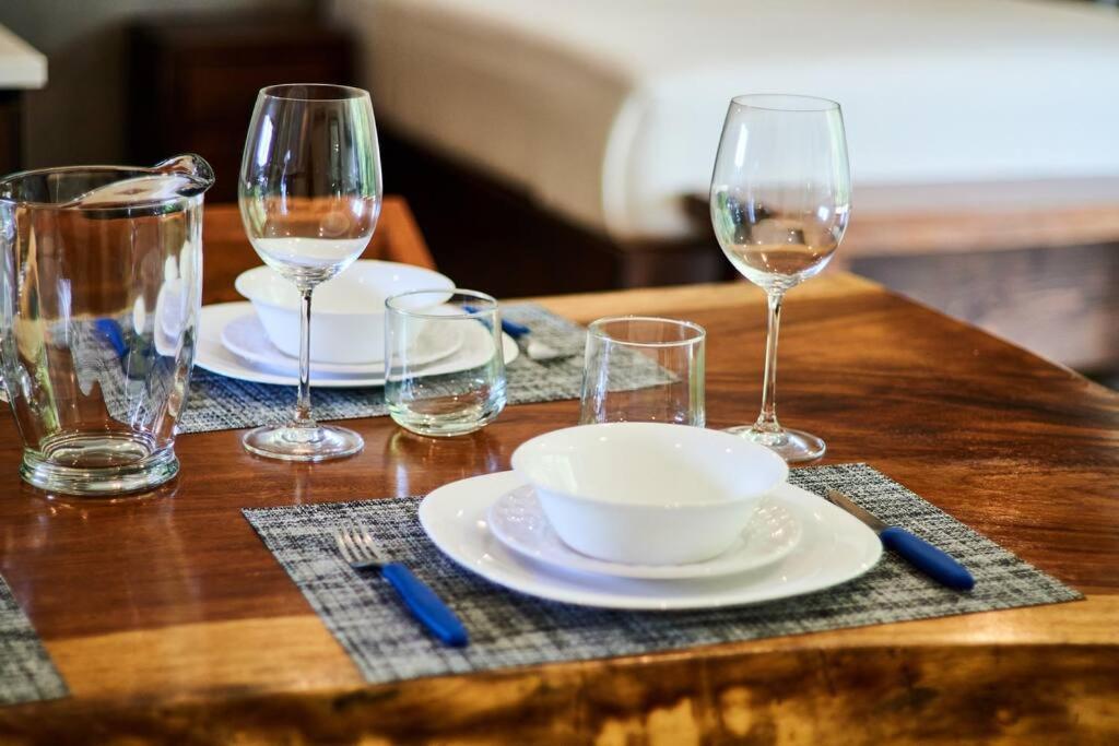 Apartment Familyfriendly Environment With Safety & Amenities *