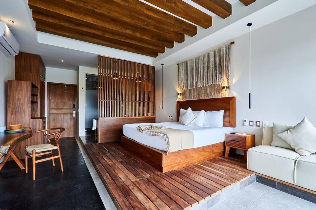 Adora H30 - Luxe Studio W/ Outdoor Tub & Private Cenote Apartment Tulum