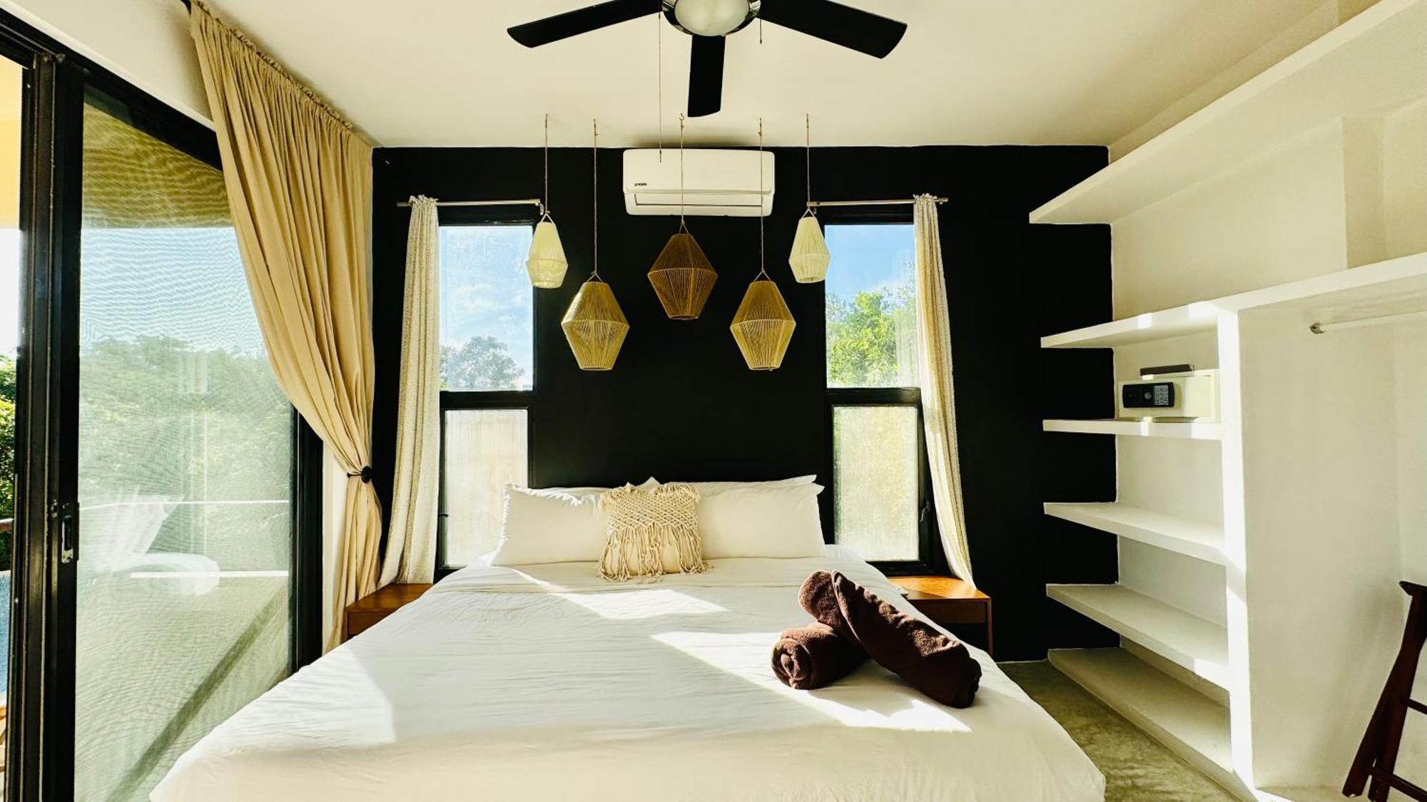 Starfit Boutique Beachclub, & Gym Included Hotel