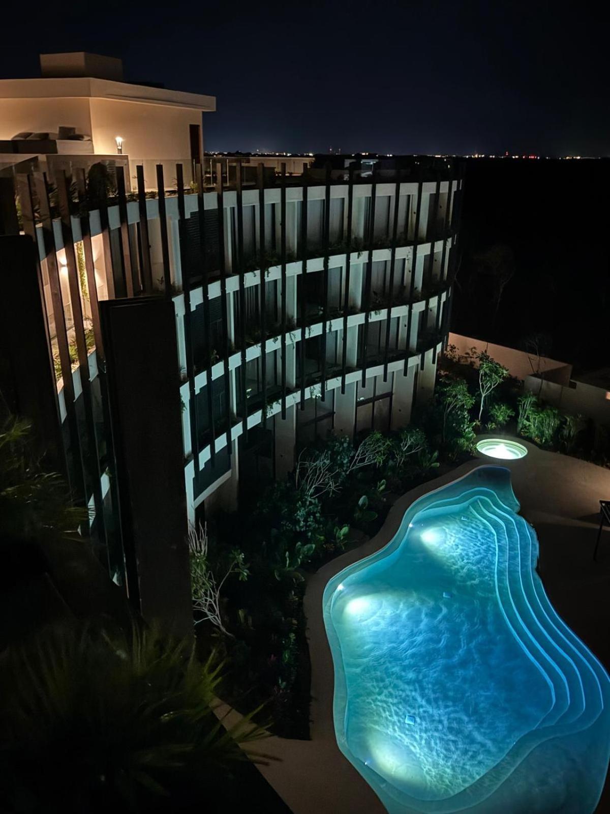 Luxury Jaguar Penthouse Private Pool