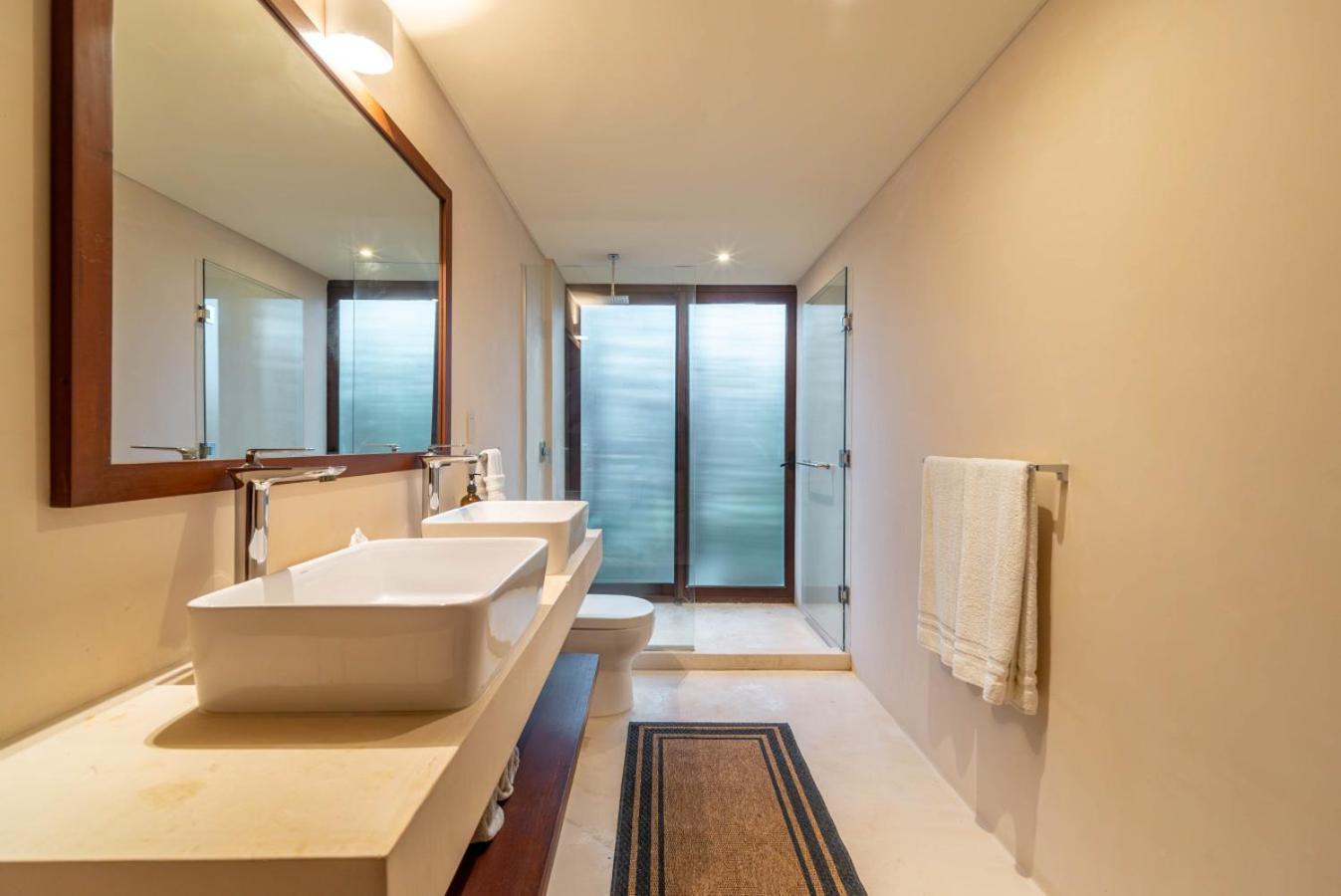 Exclusive Penthouse With Private Plunge Pool And Terrace *