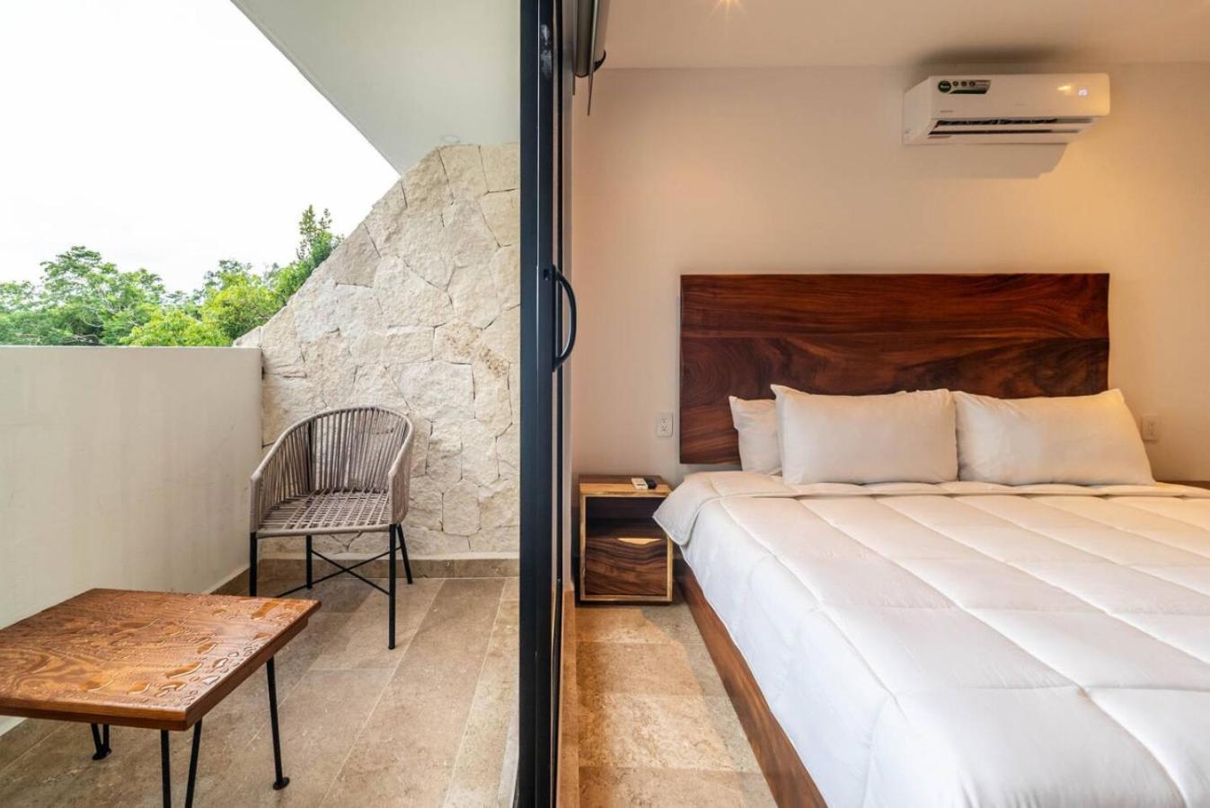 King With Private Balcony, Gym, Rooftop Pool Tulum