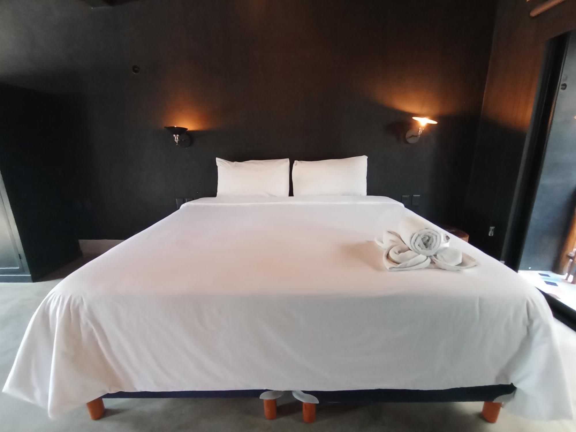 Boutique & Beach Club Hotel