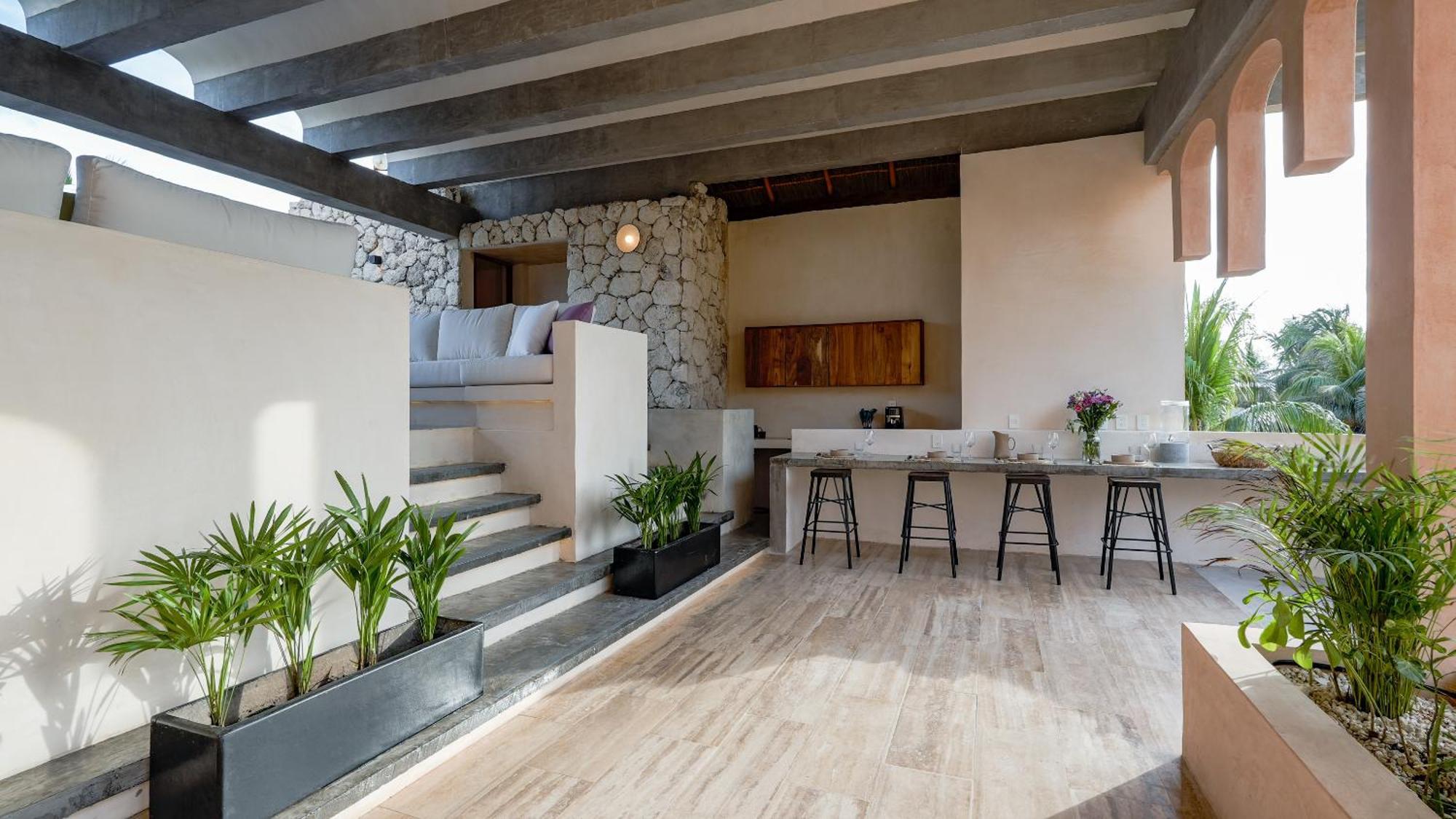 Romeotulum Villa *